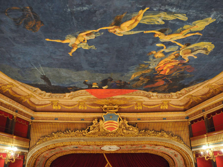 Plafond al centro del soffitto del teatro "Apoteosi di Giacchino Rossini" di Pasquale Criscito (1870)