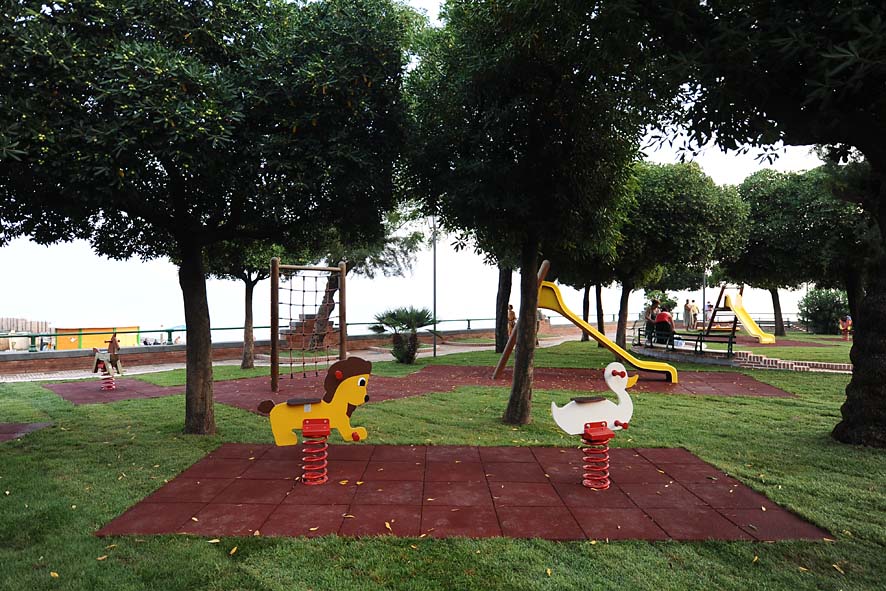 Con il Sindaco De Luca inaugurazione Parco Giochi Lungomare Tafuri. Salerno 17 Settembre 2011.