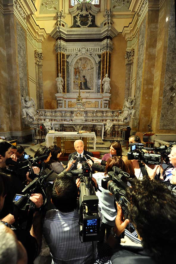 Al via i lavori per il restauro della Chiesa dell'Annunziata. Salerno, 19 maggio 2011