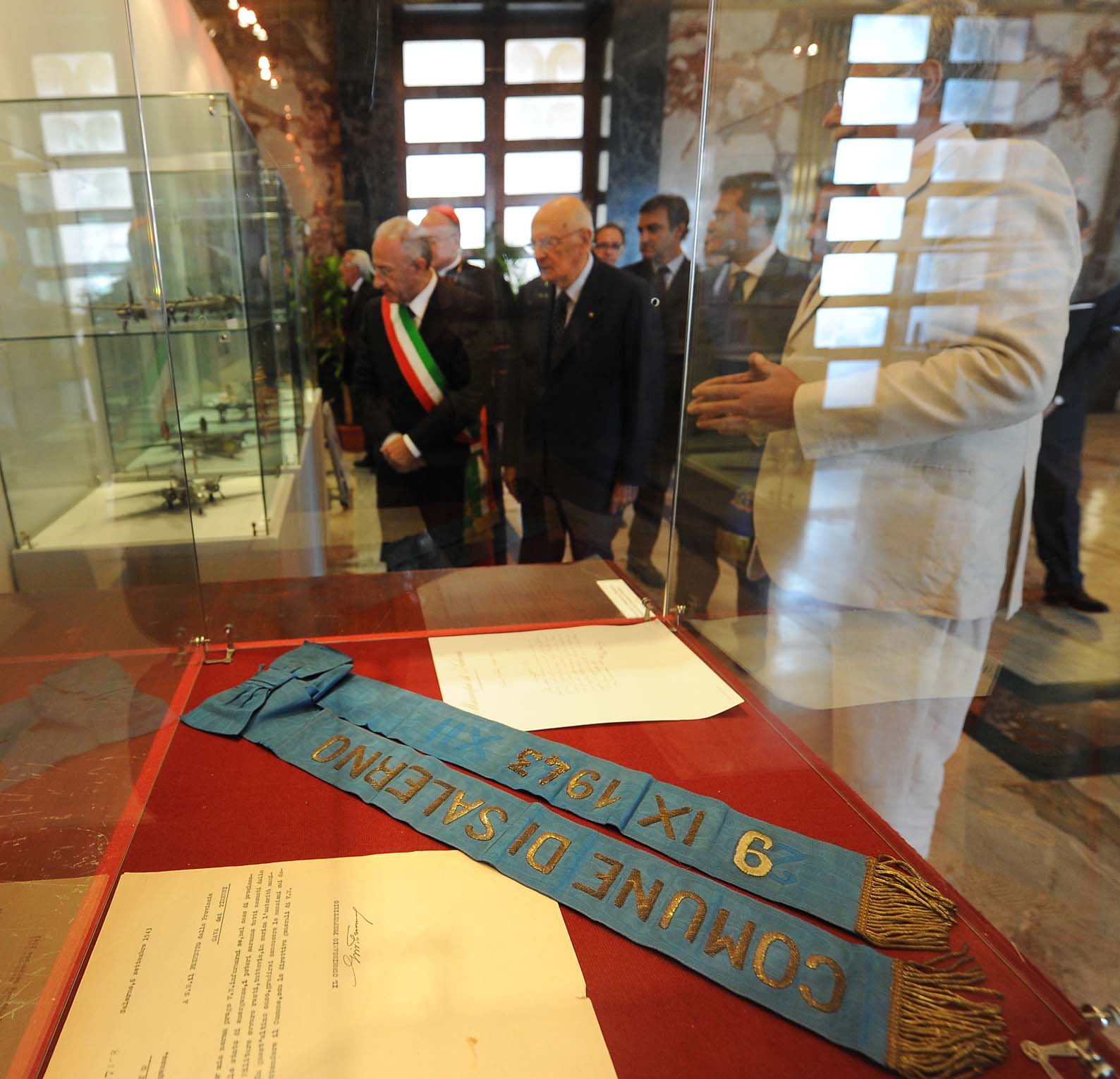 SALERNO saluta il Presidente della Repubblica GIORGIO NAPOLITANO. Inaugurazione della mostra "Salerno, Citta' della Costituzione". Palazzo di Citta', martedi' 14 settembre 2010