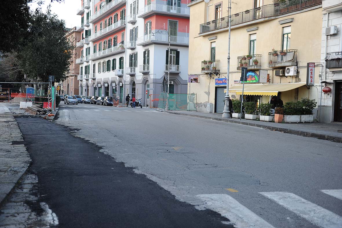 Al via i lavori per la rimozione dei binari in Piazza della Concordia, Salerno 31 gennaio 2011