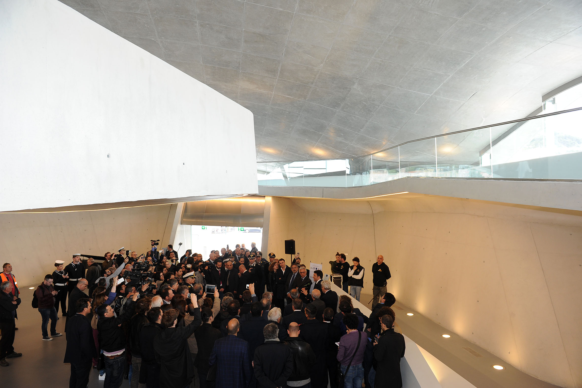 Il Premier Renzi visita la Stazione Marittima di Zaha Hadid