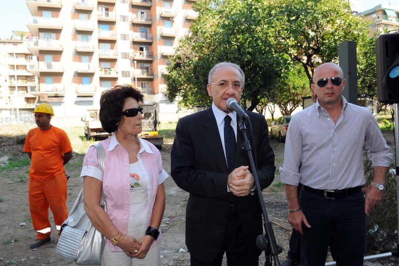 Via Galloppo - Quartiere Torrione: il Sindaco De Luca da' il via ai lavori di sistemazione viaria e di riqualificazione urbana. 13 Luglio 2009
