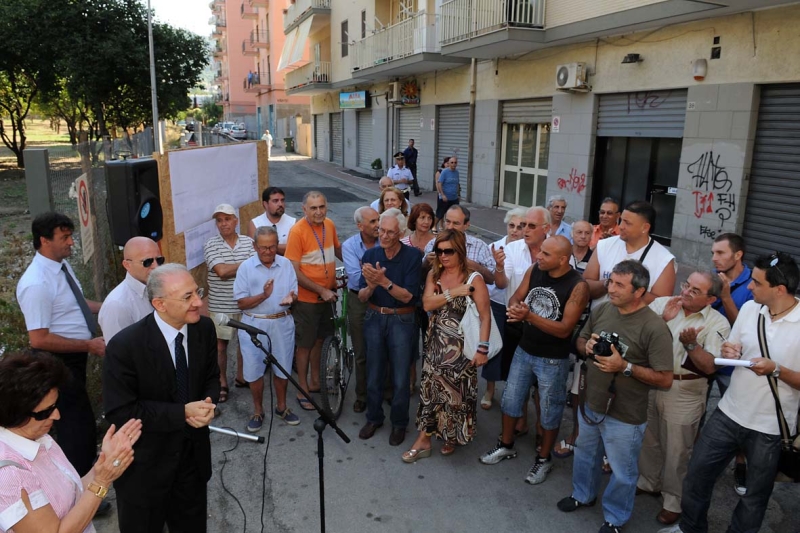 Via Galloppo - Quartiere Torrione: il Sindaco De Luca da' il via ai lavori di sistemazione viaria e di riqualificazione urbana. 13 Luglio 2009
