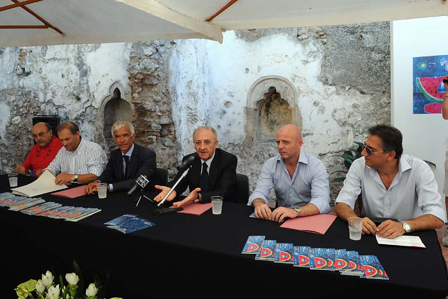 Inaugurazione nuovo Largo dei Barbuti e presentazione della rassegna estiva. 30 luglio 2009