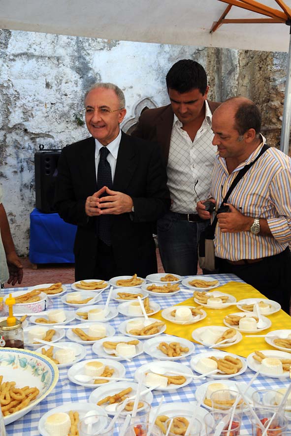 Inaugurazione nuovo Largo dei Barbuti e presentazione della rassegna estiva. 30 luglio 2009