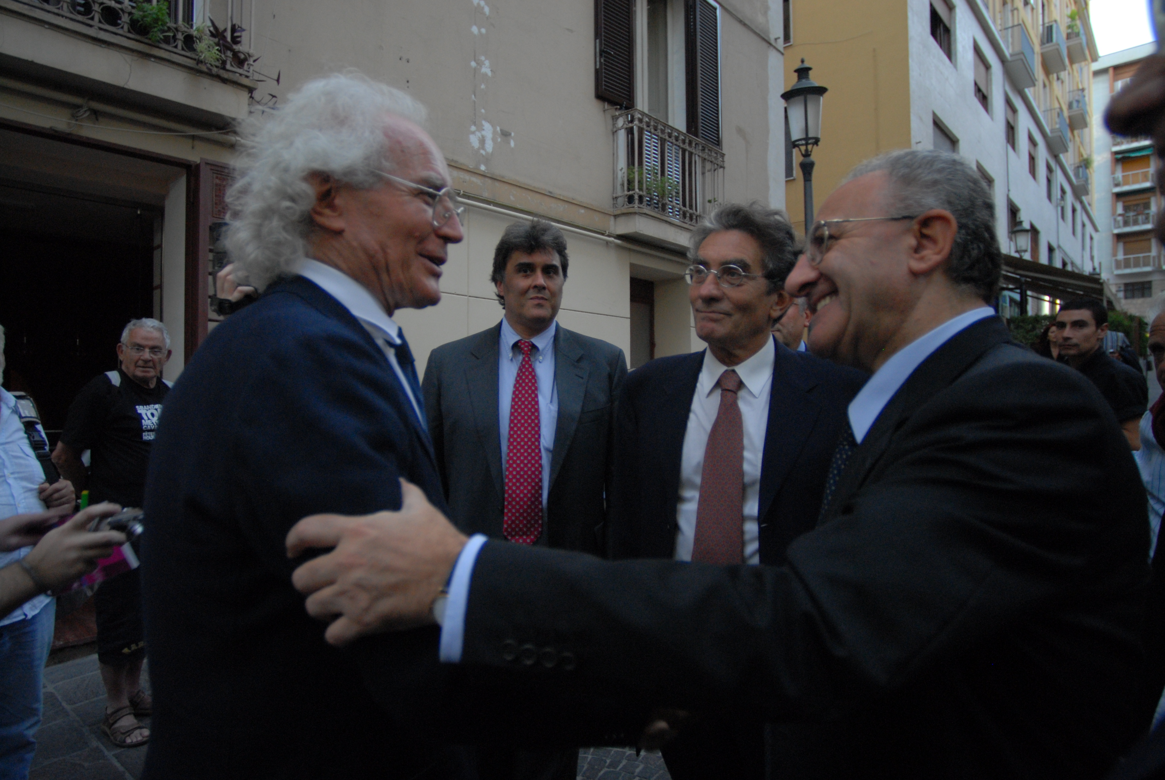 Il Sindaco Vincenzo De Luca e Luciano Benetton inaugurano il nuovo megastore al Corso Vittorio Emanuele. 20 settembre 2007
