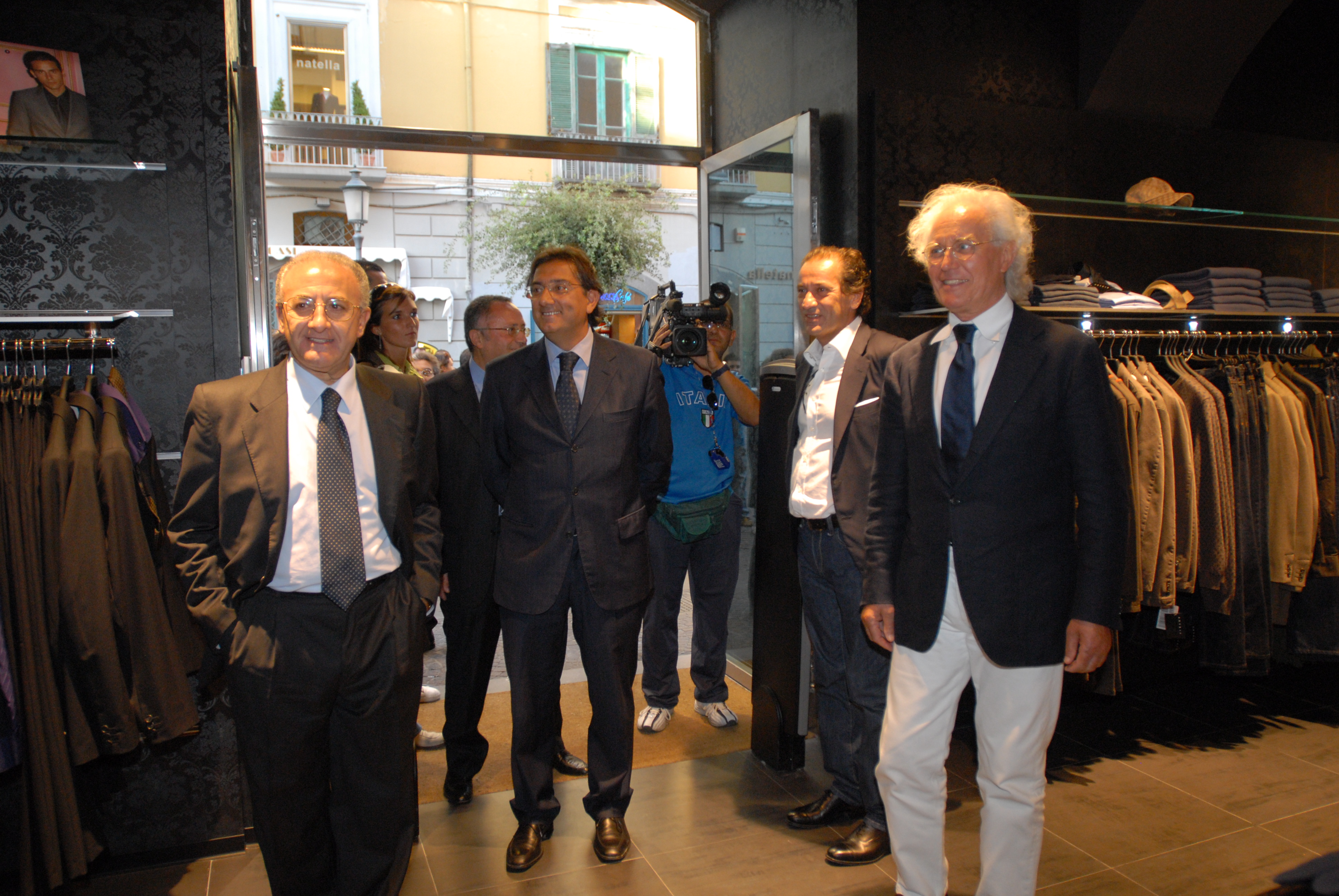 Il Sindaco Vincenzo De Luca e Luciano Benetton inaugurano il nuovo megastore al Corso Vittorio Emanuele. 20 settembre 2007