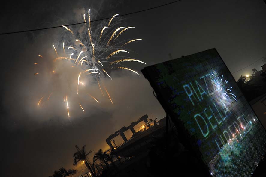 Capodanno in piazza a Salerno. Piazza della Liberta', 31 dicembre 2009