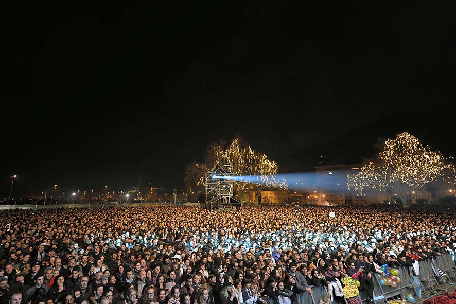 Capodanno in piazza a Salerno. Piazza della Liberta', 31 dicembre 2009