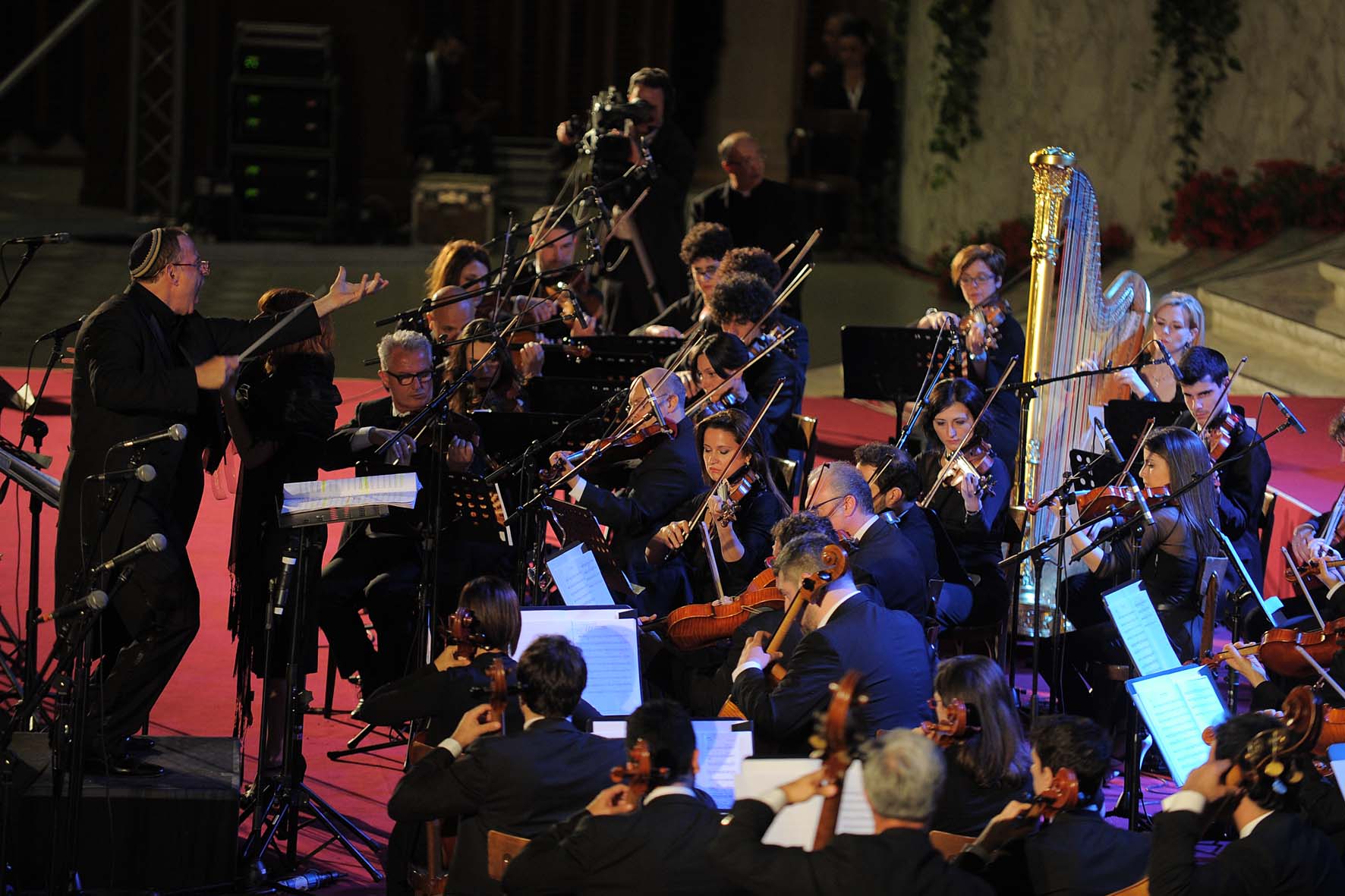 Il 14 maggio orchestra e coro del Teatro Verdi al Concerto per le Opere di Carita' di Papa Francesco