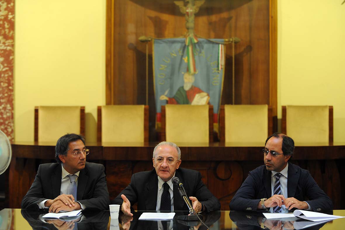 Parco ex DAgostino. Risanamento ambientale e riqualificazione urbanistica. Parte la prima fase dei lavori con otto milioni e mezzo di euro disponibili. Conferenza stampa a Palazzo di Citta', 7 settembre 2009 