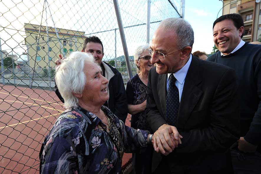 Mariconda, 3 giugno 2009: Inaugurazione nuovo campo sportivo con il Sindaco De Luca