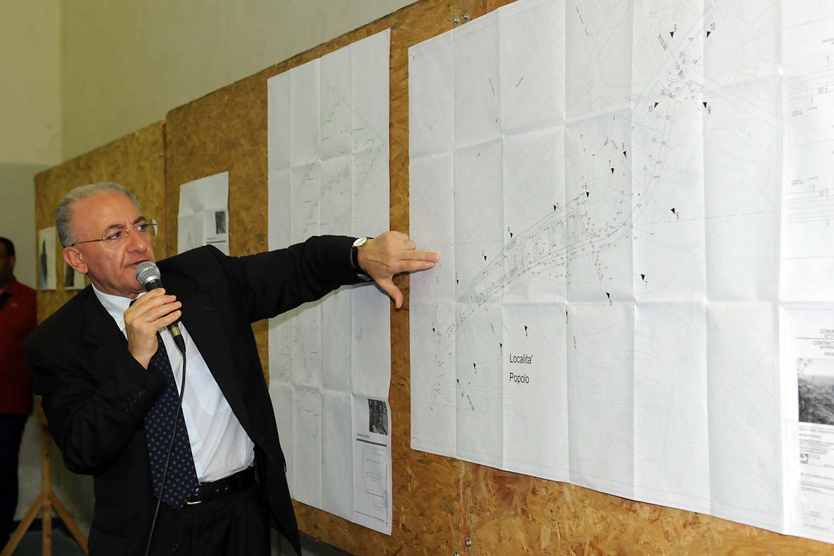 Grandi lavori a Matierno. Il Sindaco De Luca incontra i cittadini per illustrare le opere e i lavori pubblici programmati. Martedi' 7 luglio 2009