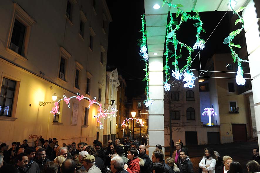 Il Sindaco De Luca inaugura il nuovo arredo urbano ed illuminazione artistica del Centro Storico. 19 novembre 2009