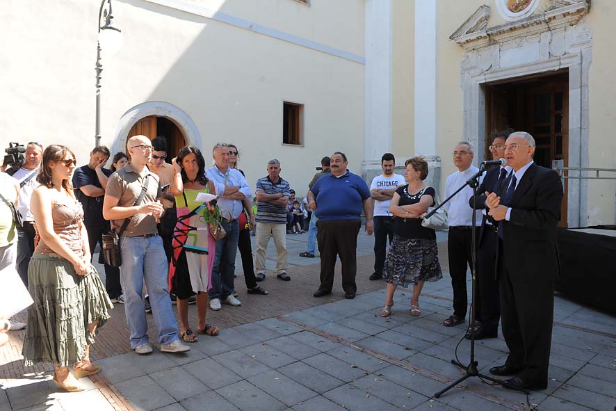 Inizio dei lavori per la realizzazione di 47 alloggi a Rufoli di Ogliara, Salerno 8 luglio 2010