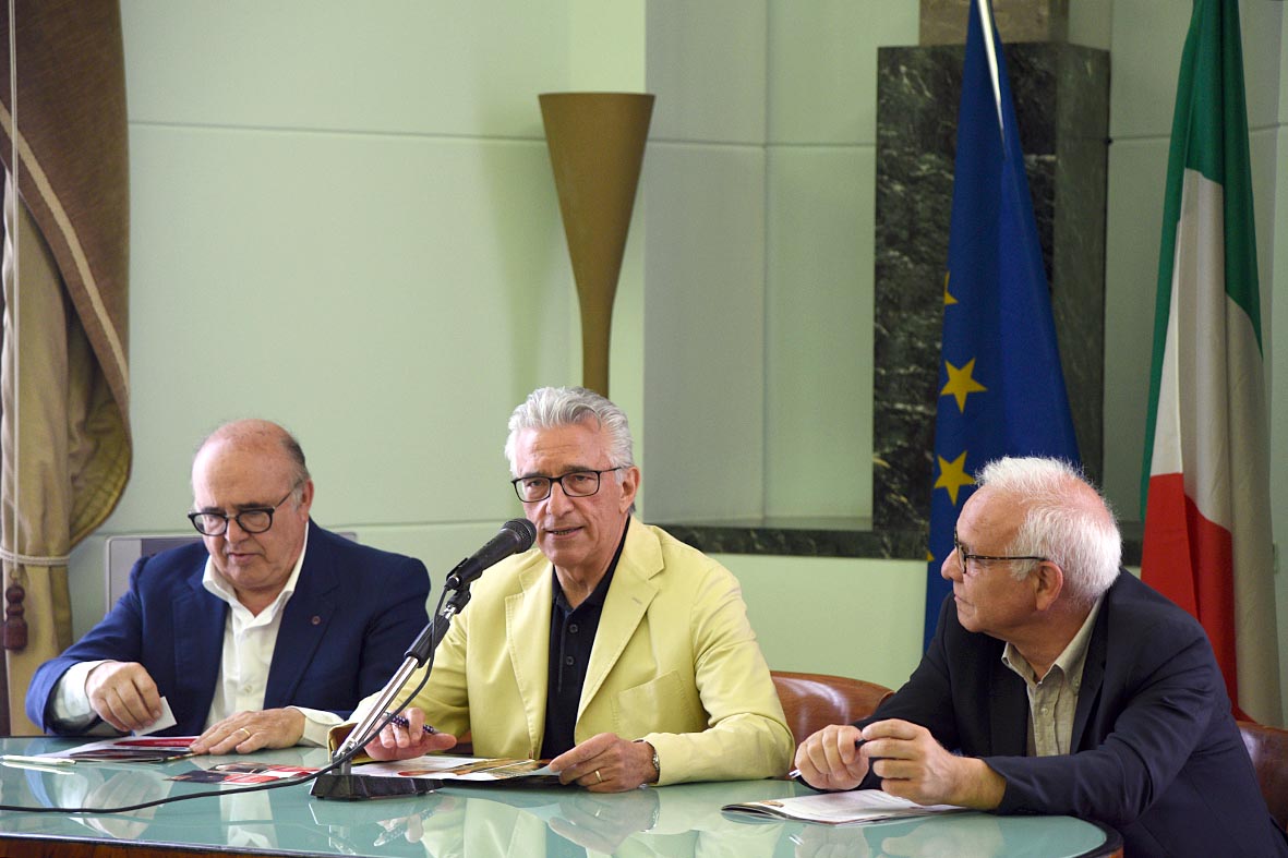 Stagione di prosa 2016/2017 del Teatro Verdi